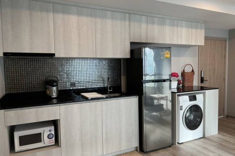 Condo in Din Daeng, Bangkok, Thailand, 2 bedrooms  № 132546 - photo 6