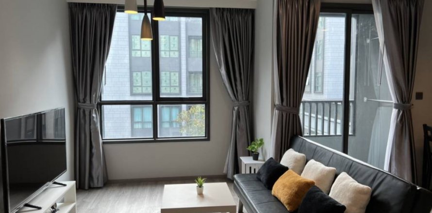 Condo in Din Daeng, Bangkok, Thailand, 2 bedrooms  № 132546