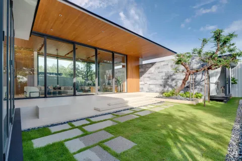 Villa in Phuket, Thailand 4 bedrooms № 107415 - photo 24
