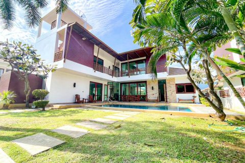 Villa in Sam Roi Yot, Thailand 4 bedrooms № 101890 - photo 5