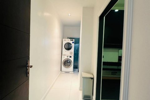 Penthouse in Khlong Toei, Bangkok, Thailand 4 bedrooms № 142362 - photo 9