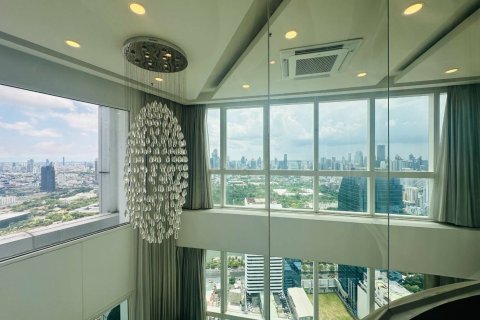 Penthouse in Khlong Toei, Bangkok, Thailand 4 bedrooms № 142362 - photo 4