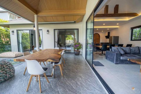 Villa in Ko Samui, Thailand 3 bedrooms № 104256 - photo 6