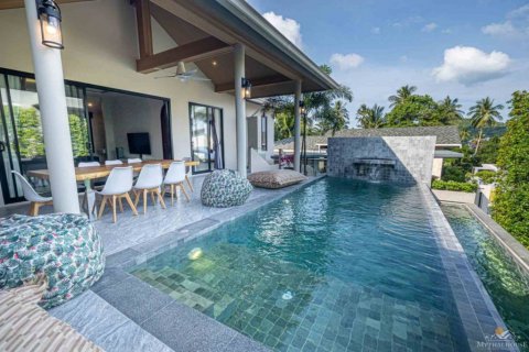Villa in Ko Samui, Thailand 3 bedrooms № 104256 - photo 2