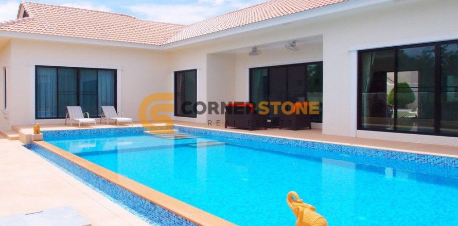 Studio in Pattaya, Thailand № 132191