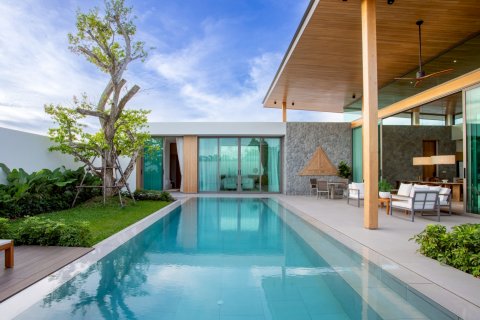 Villa in Phuket, Thailand 3 bedrooms № 107675 - photo 17