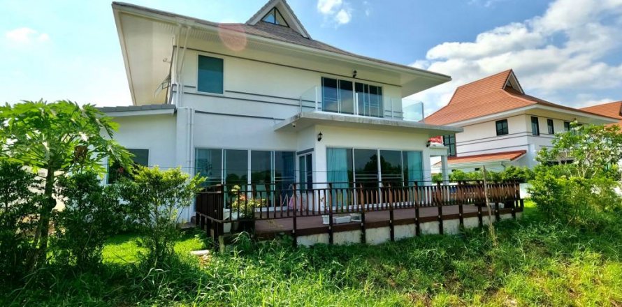 Вилла в Хуа Хине, Таиланд с 4 спальнями  № 100944