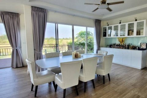 Вилла в Хуа Хине, Таиланд с 4 спальнями  № 100944 - фото 8