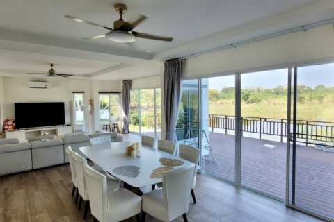 Вилла в Хуа Хине, Таиланд с 4 спальнями  № 100944 - фото 7