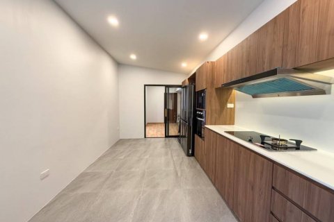 Villa in Ko Kaeo, Thailand 3 bedrooms № 124517 - photo 9