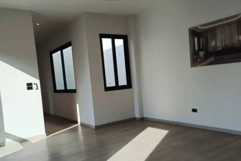 Дом в Бангкоке, Таиланд с 3 спальнями  № 143062 - фото 10