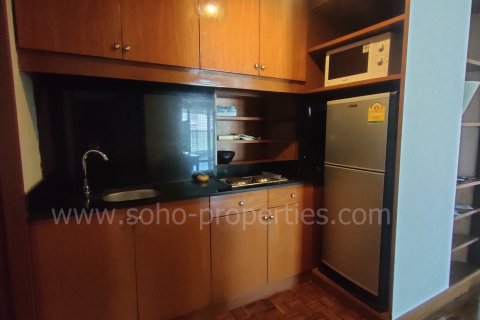 Condo in Bangkok, Thailand, 1 bedroom № 143060 - photo 9