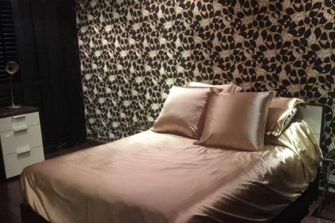 Кондоминиум с 3 спальнями в Сатхоне, Бангкок, Таиланд № 143063 - фото 8