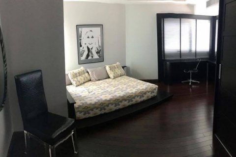 Кондоминиум с 3 спальнями в Сатхоне, Бангкок, Таиланд № 143063 - фото 10