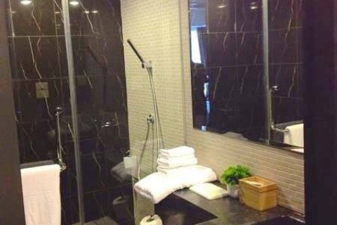 Кондоминиум с 2 спальнями в Бангкоке, Таиланд № 143061 - фото 12