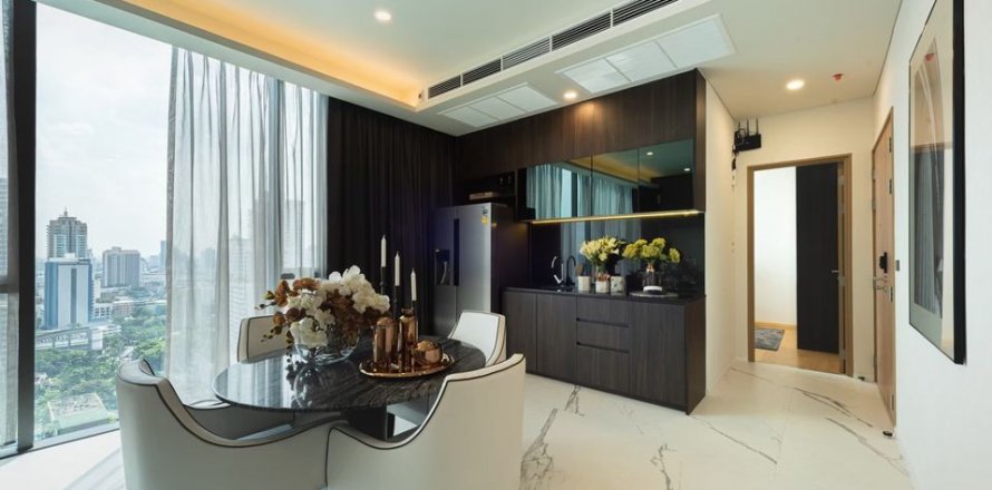 Condo in Bangkok, Thailand, 3 bedrooms  № 143517