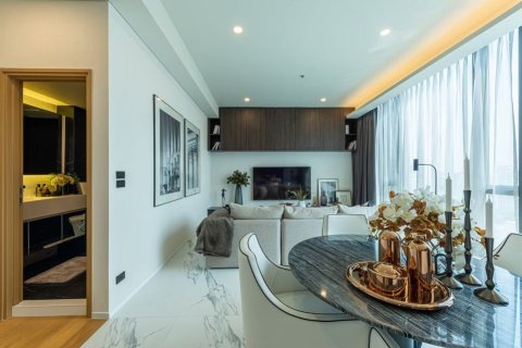 Condo in Bangkok, Thailand, 3 bedrooms  № 143517 - photo 3