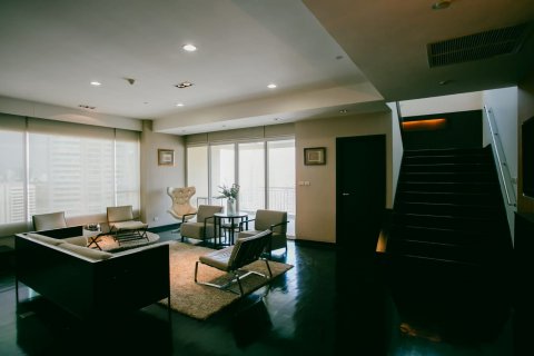 Кондоминиум с 3 спальнями в Бангкоке, Таиланд № 143516 - фото 8