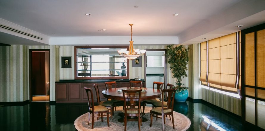 Кондоминиум с 3 спальнями в Бангкоке, Таиланд № 143519