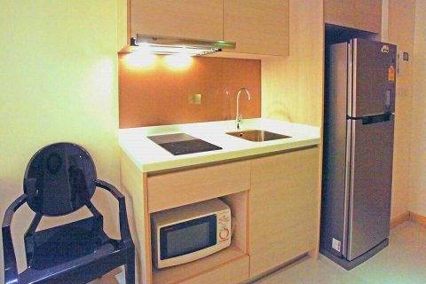 Кондоминиум с 1 спальней в Бангкоке, Таиланд № 143953 - фото 2