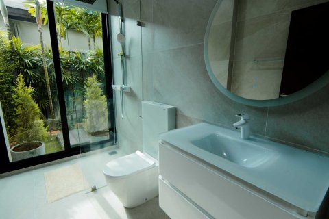 House in Bang Tao, Thailand 4 bedrooms № 120811 - photo 21