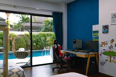 House in Bang Tao, Thailand 4 bedrooms № 120811 - photo 15