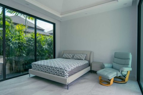 House in Bang Tao, Thailand 4 bedrooms № 120811 - photo 29