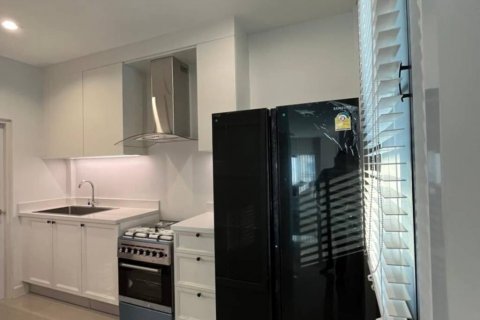 Maison à Bang Kaeo, Thaïlande 3 chambres № 105239 - photo 9