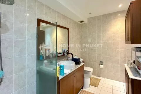 House in Kamala, Thailand 4 bedrooms № 131293 - photo 22