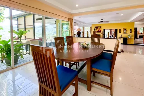 House in Kamala, Thailand 4 bedrooms № 131293 - photo 7