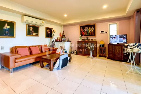 House in Kamala, Thailand 4 bedrooms № 131293 - photo 20