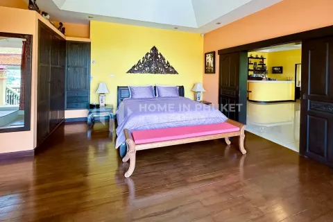 House in Kamala, Thailand 4 bedrooms № 131293 - photo 9