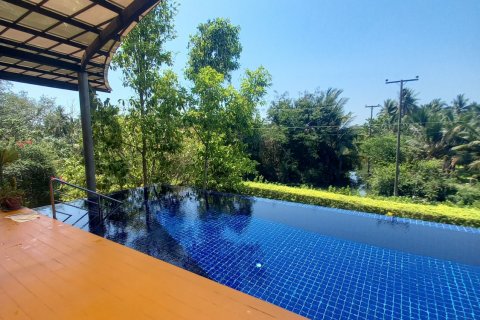 House in Samut Songkhram, Thailand 3 bedrooms № 142806 - photo 2