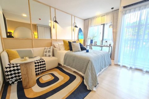 Condo in Bangkok, Thailand, 1 bedroom  № 115904 - photo 2