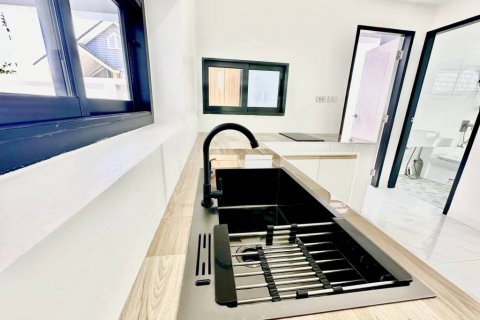 Maison à Chalong, Thaïlande 3 chambres № 86792 - photo 7