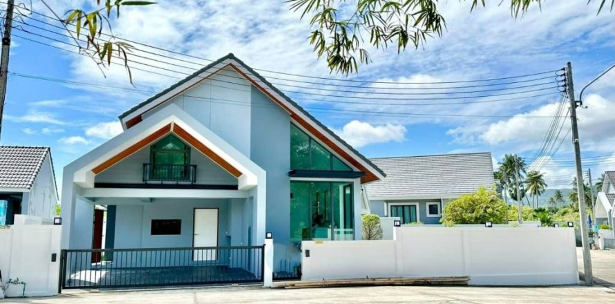 Maison à Chalong, Thaïlande 3 chambres № 86792