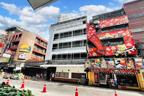 Коммерческая недвижимость в Бангкоке, Таиланд 840м2  № 86791 - фото 2