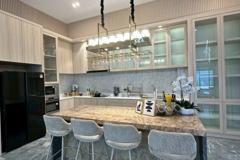 Villa à Pattaya, Thaïlande 4 chambres № 130455 - photo 26