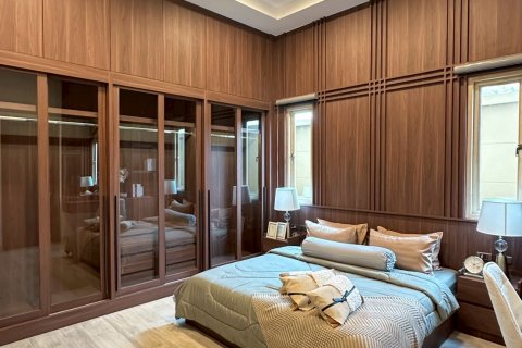 Вилла в Паттайе, Таиланд с 4 спальнями  № 130455 - фото 17