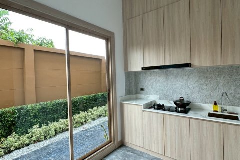 Villa in Pattaya, Thailand 4 bedrooms № 130455 - photo 23