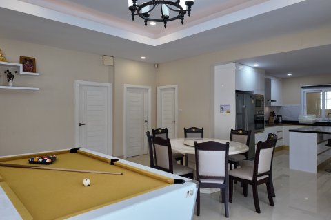 Villa à Pattaya, Thaïlande 4 chambres № 130449 - photo 16