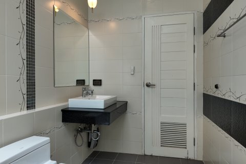 Вилла в Паттайе, Таиланд с 4 спальнями  № 130449 - фото 20