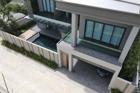 Вилла в Паттайе, Таиланд с 3 спальнями  № 130453 - фото 2