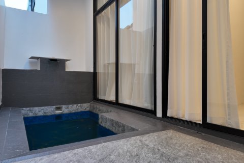 Villa in Pattaya, Thailand 4 Schlafzimmer № 130452 - Foto 14