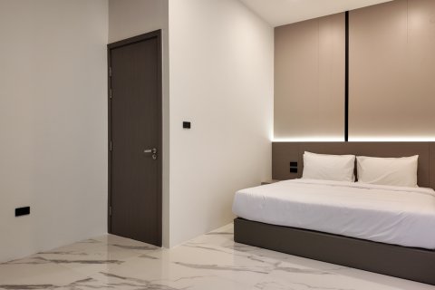 Villa in Pattaya, Thailand 4 Schlafzimmer № 130452 - Foto 12