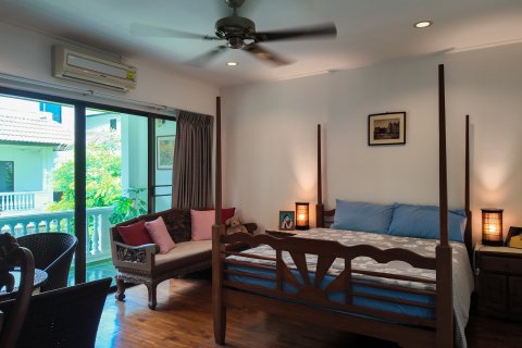 Вилла в Паттайе, Таиланд с 3 спальнями № 130451 - фото 10