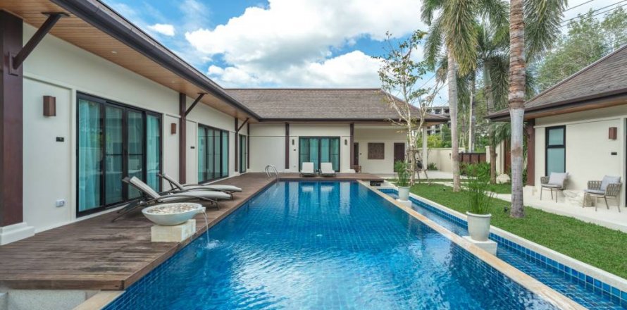 Villa in Bang Tao, Thailand 3 bedrooms № 85926