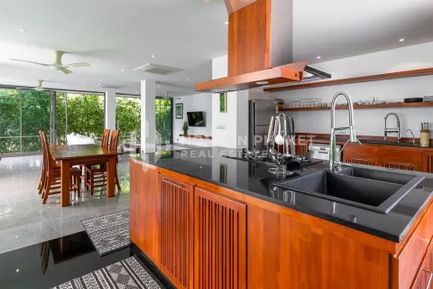 House in Mai Khao, Thailand 7 bedrooms № 131568 - photo 7