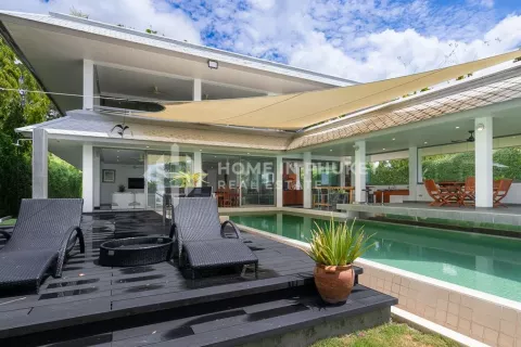 House in Mai Khao, Thailand 7 bedrooms № 131568 - photo 4