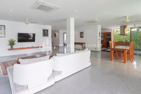 House in Mai Khao, Thailand 7 bedrooms № 131568 - photo 6